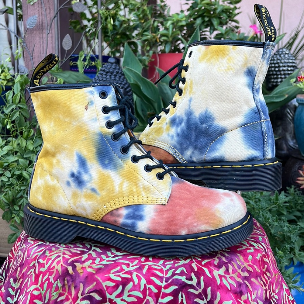 Dr. Martens Acid Tie Dye Retro Multicolor Boots ☮️